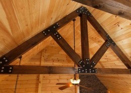 Contrasting King Post Truss