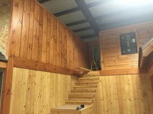 log siding installation examples, product display areas, board & batten siding, kiln-dried log siding, beveled log siding