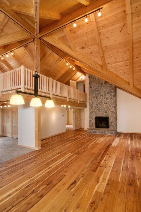 Cathedral ceiling in post and beam home