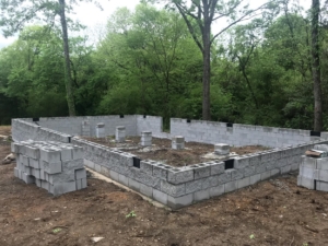 blocks for crawlspace foundation, new model log home, foundation, crawlspace, foundation for new log home, log home foundation