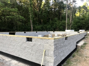 blocks for crawlspace foundation, new model log home, foundation, crawlspace, foundation for new log home, log home foundation