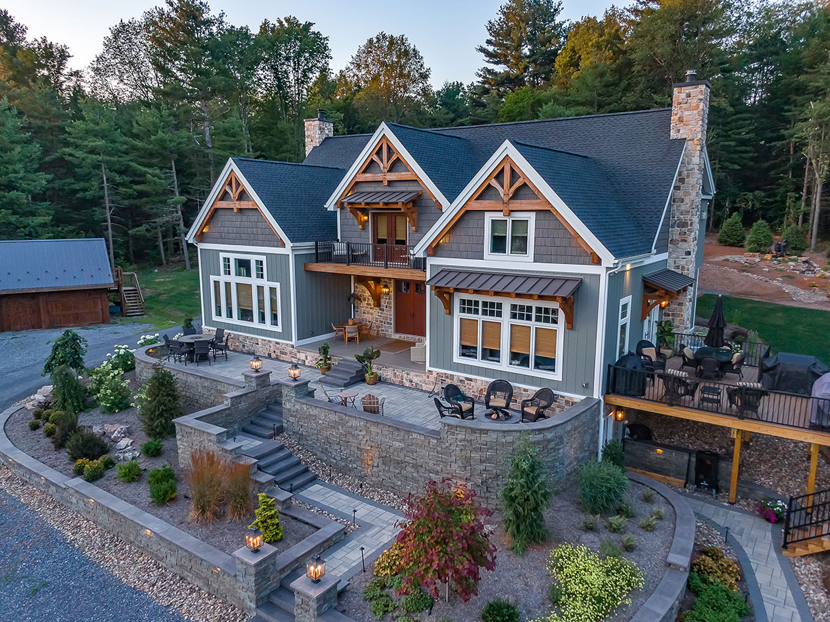 Natural materials and bold timber frame design